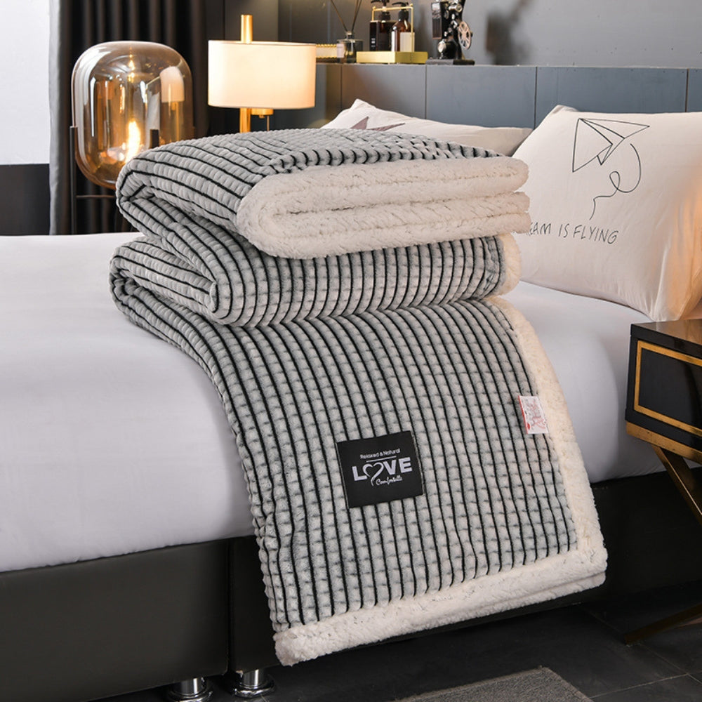 Luxurious Soft Waffle Fleece Blanket for All Seasons