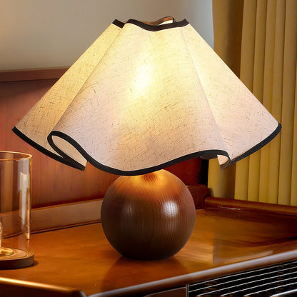 Sculpted Table Lamps in Modern Design with 3-Level Dimming