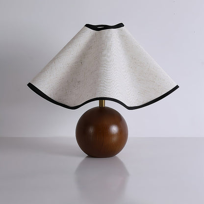 Sculpted Table Lamps in Modern Design with 3-Level Dimming