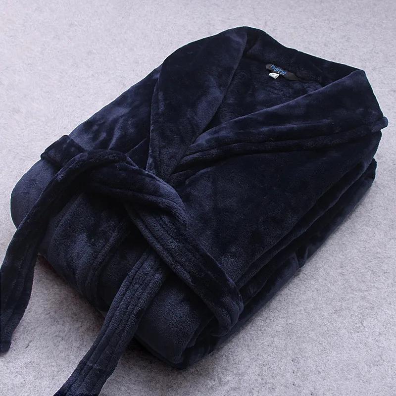 Cozy Unisex Bathrobe for Winter – Plush Fleece and Flannel House Coat