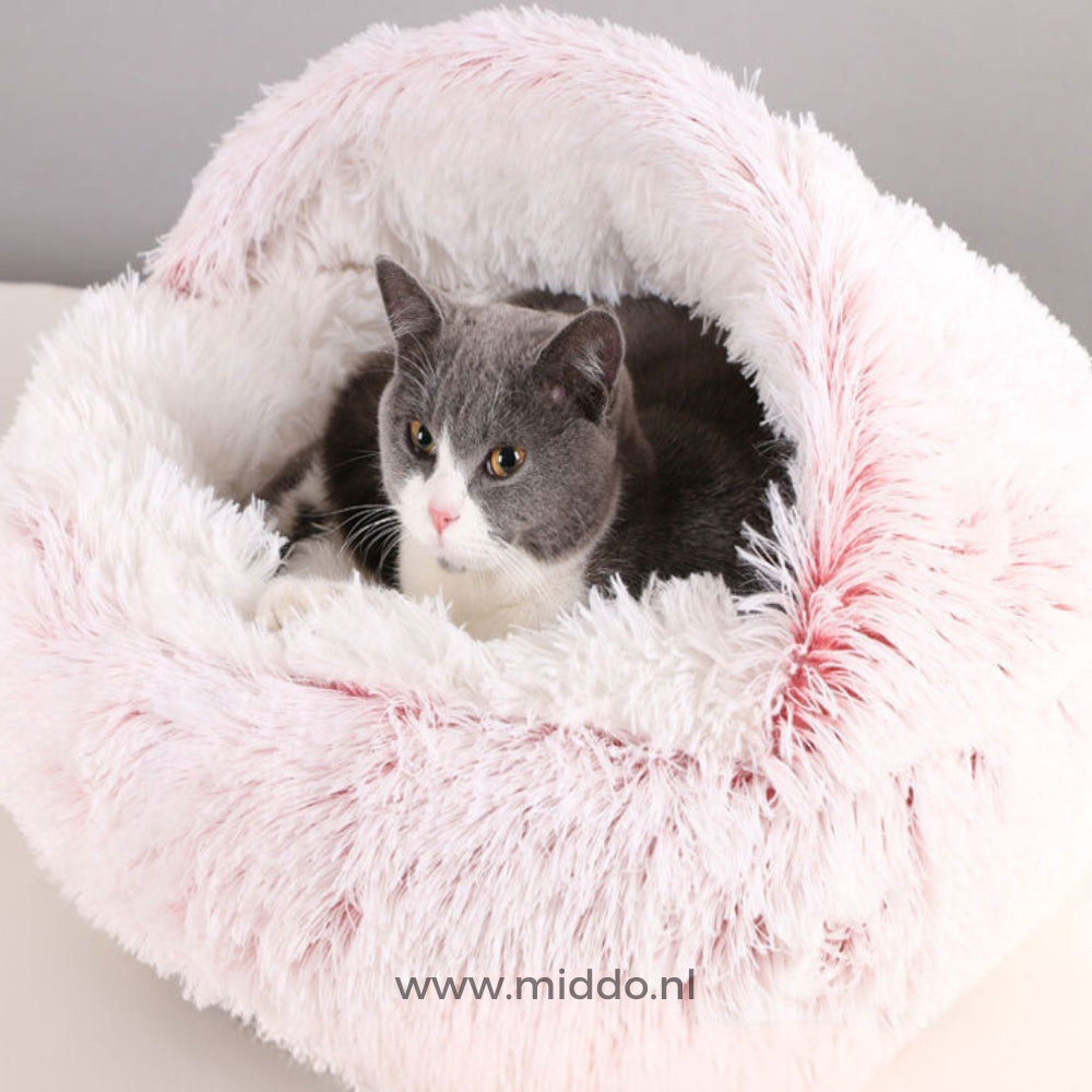Cozy Pet Bed for Happy Dogs and Cats – SnuggleNest Design