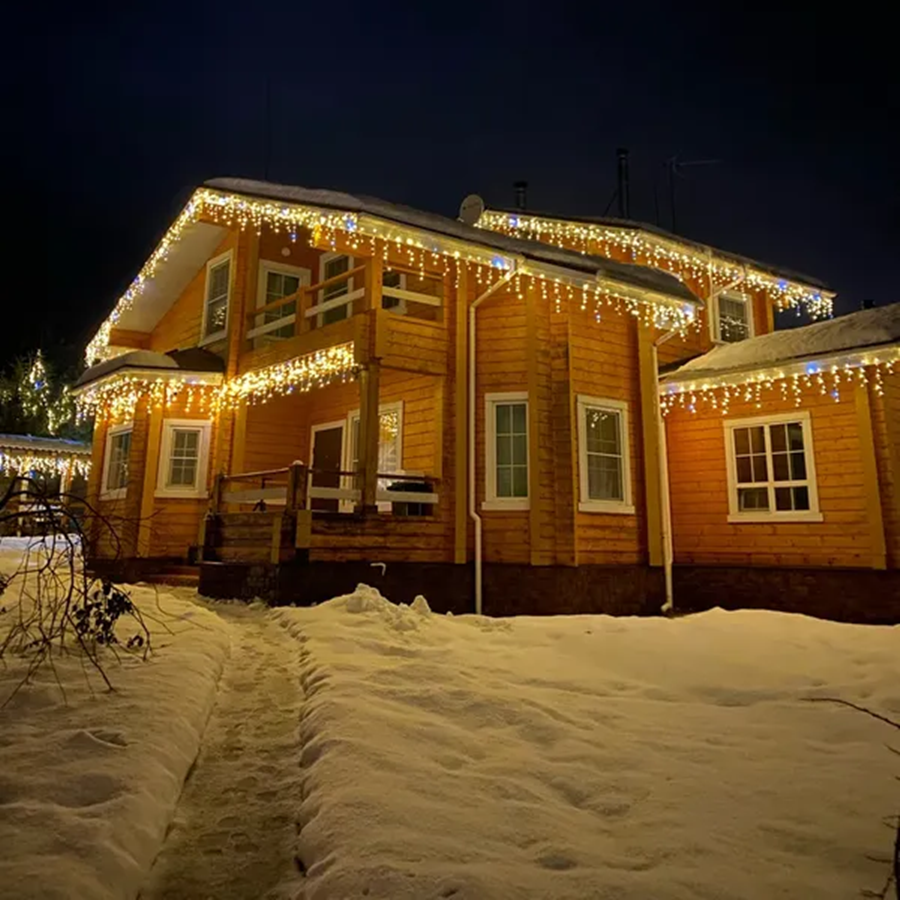 WinterGlow LED Christmas Curtain – Weatherproof Warm White Light Display
