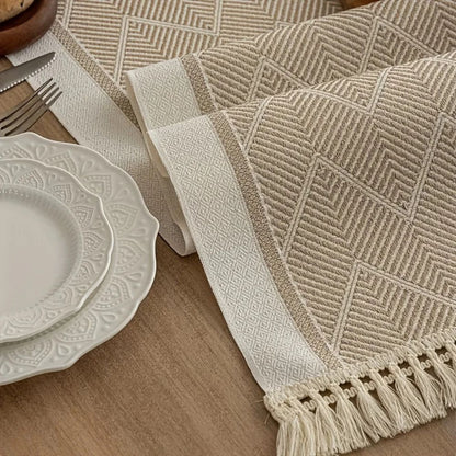 Textured Geometric Table Runner for Elegant Living