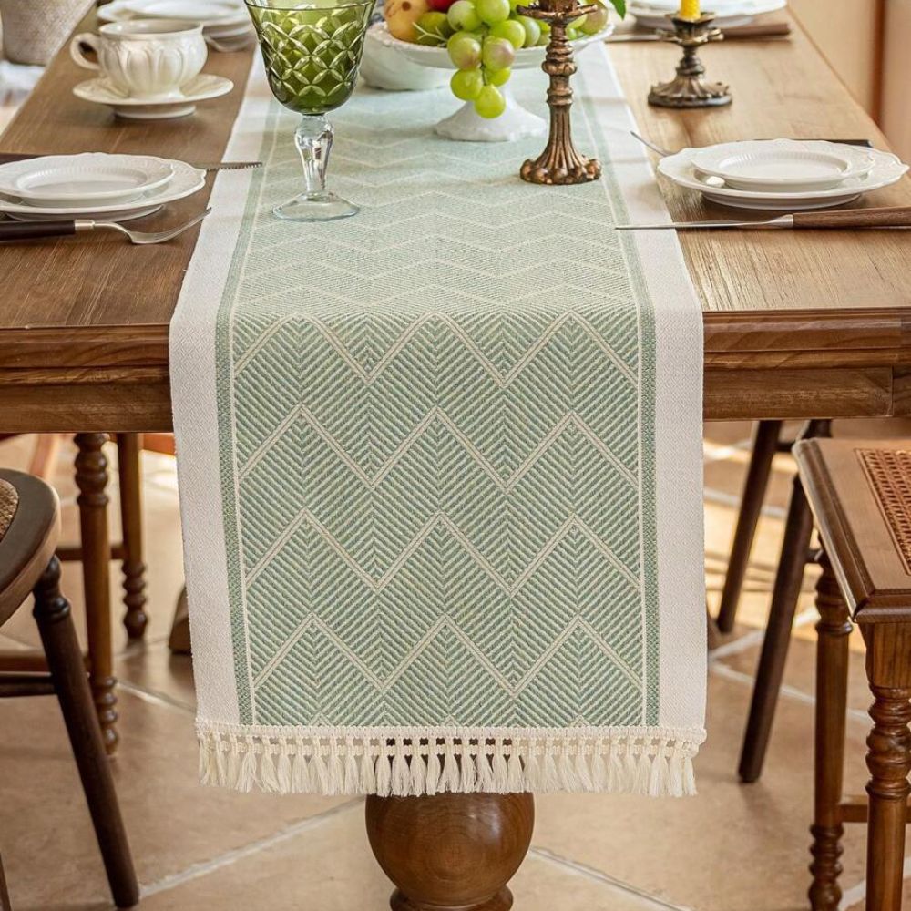 Textured Geometric Table Runner for Elegant Living