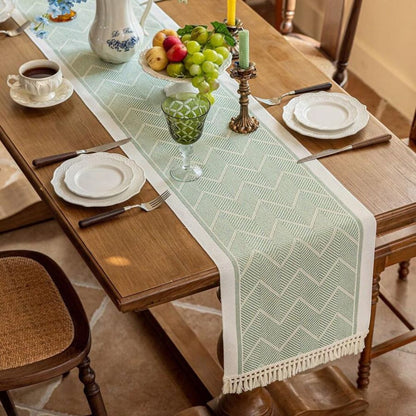 Textured Geometric Table Runner for Elegant Living