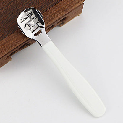 Instantly Transforms Rough Feet into Silky Soft Skin