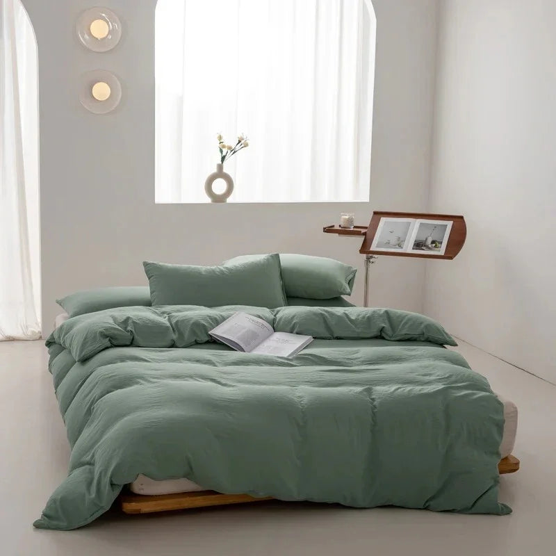 Classic Bedding Set with Quilt Cover
