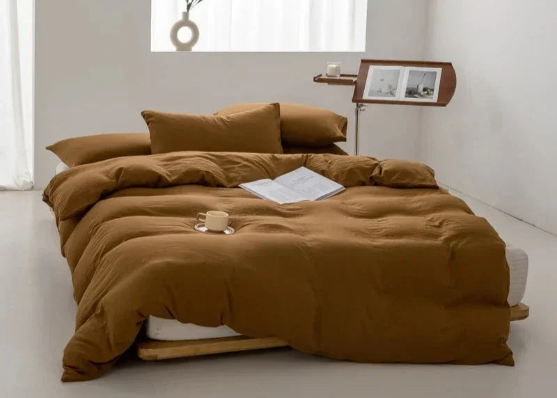 Classic Bedding Set with Quilt Cover