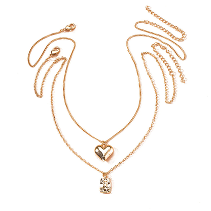 Layered Heart Shaped Pendant Necklace in Vintage Style