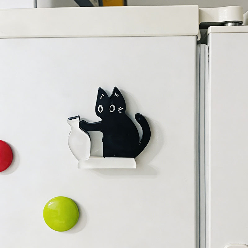 Free Bonus: Cat Magnet for Secure and Visible Note Holding – Black