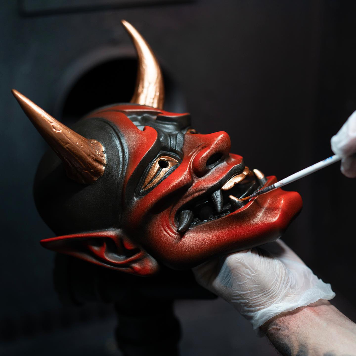Crimson Oni Spirit Mask – Artisan Crafted Japanese Demon Decor