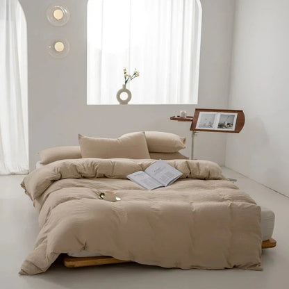 Classic Bedding Set with Quilt Cover