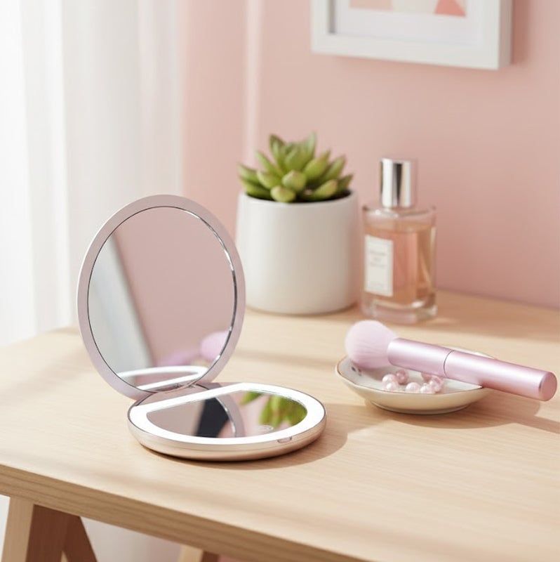 Flawless Makeup On-the-Go with Perfect Lighting