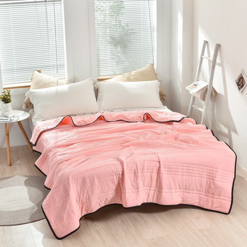 Breathable Cooling Blanket for a Comfortable Night's Sleep