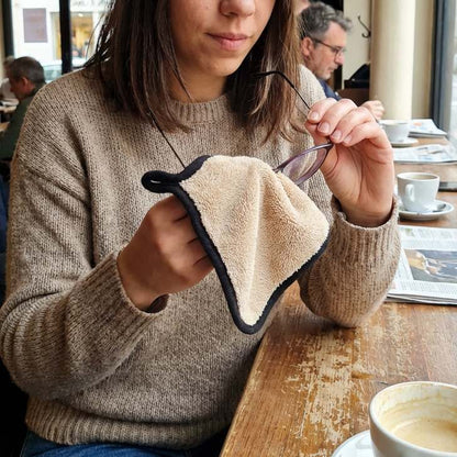 Ultra-Absorbent Microfiber Glasses Cleaning Cloth