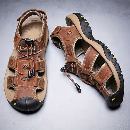 Adjustable Closed Toe Hiking Sandals for Outdoor Use