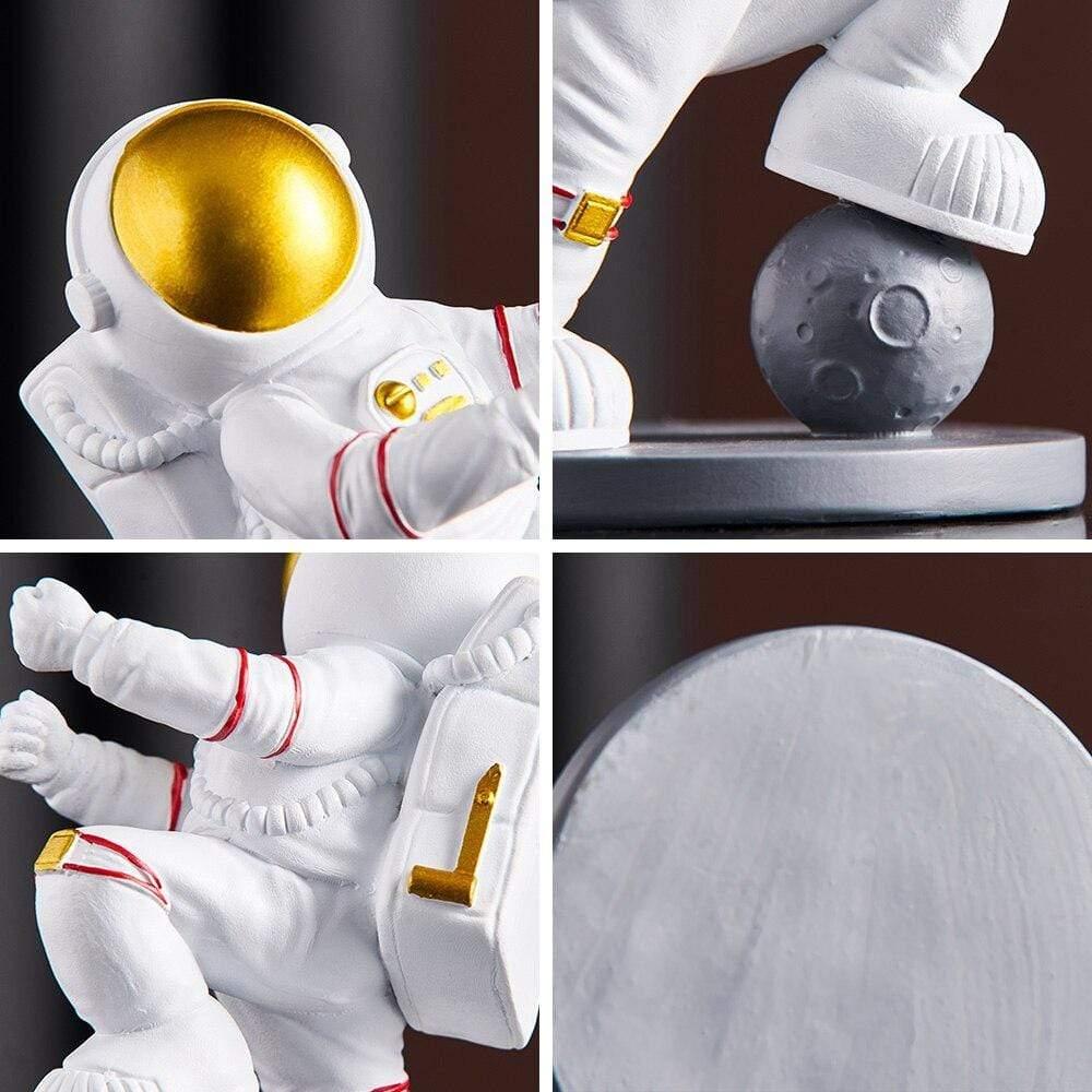 Resin Space Astronaut Wine Rack Decoration