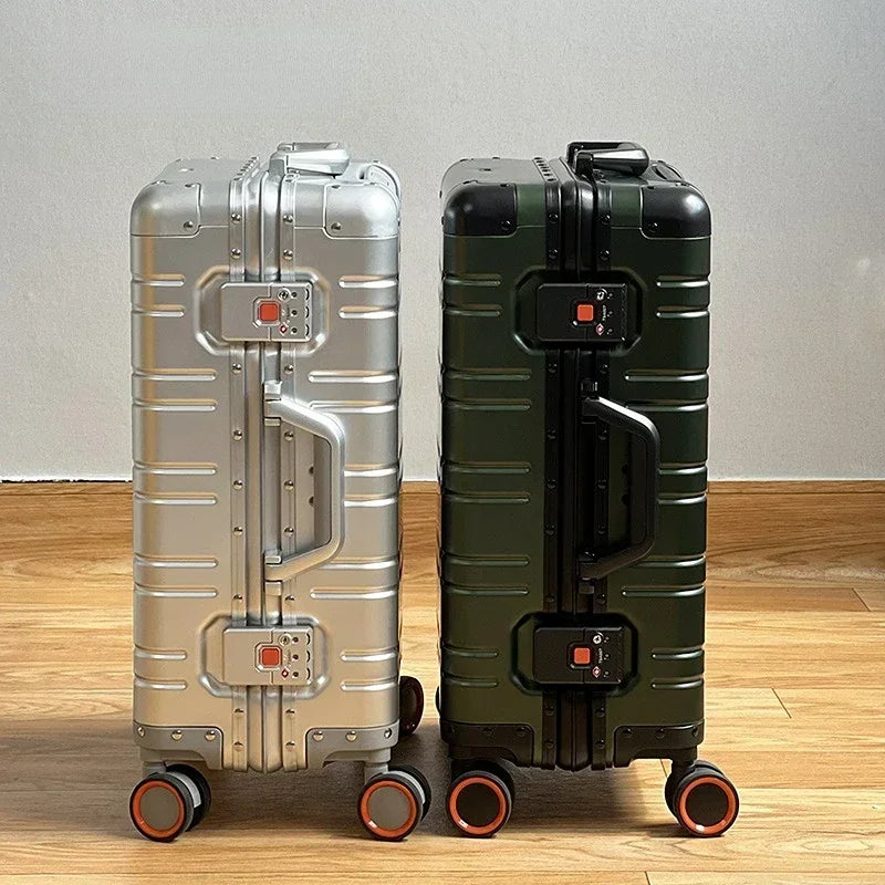 Vienna Voyager Aluminium-Magnesium Travel Case