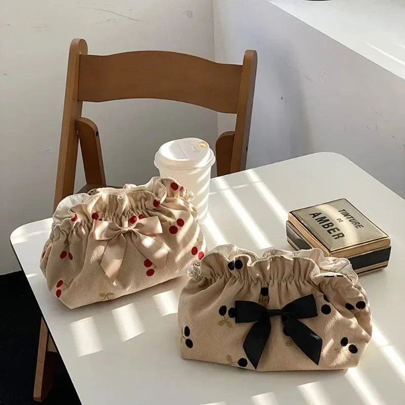 Velvet Everyday Bag – Chic Accessory for Daily Use