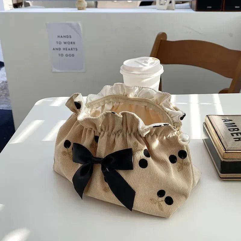 Velvet Everyday Bag – Chic Accessory for Daily Use