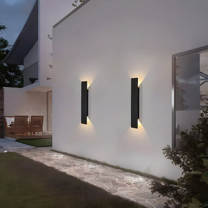 Modern Outdoor LED Wall Light – Aluminum Fixture