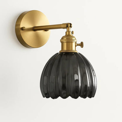 Tulip-Shaped Retro Wall Lamp – Vintage Accent Lighting