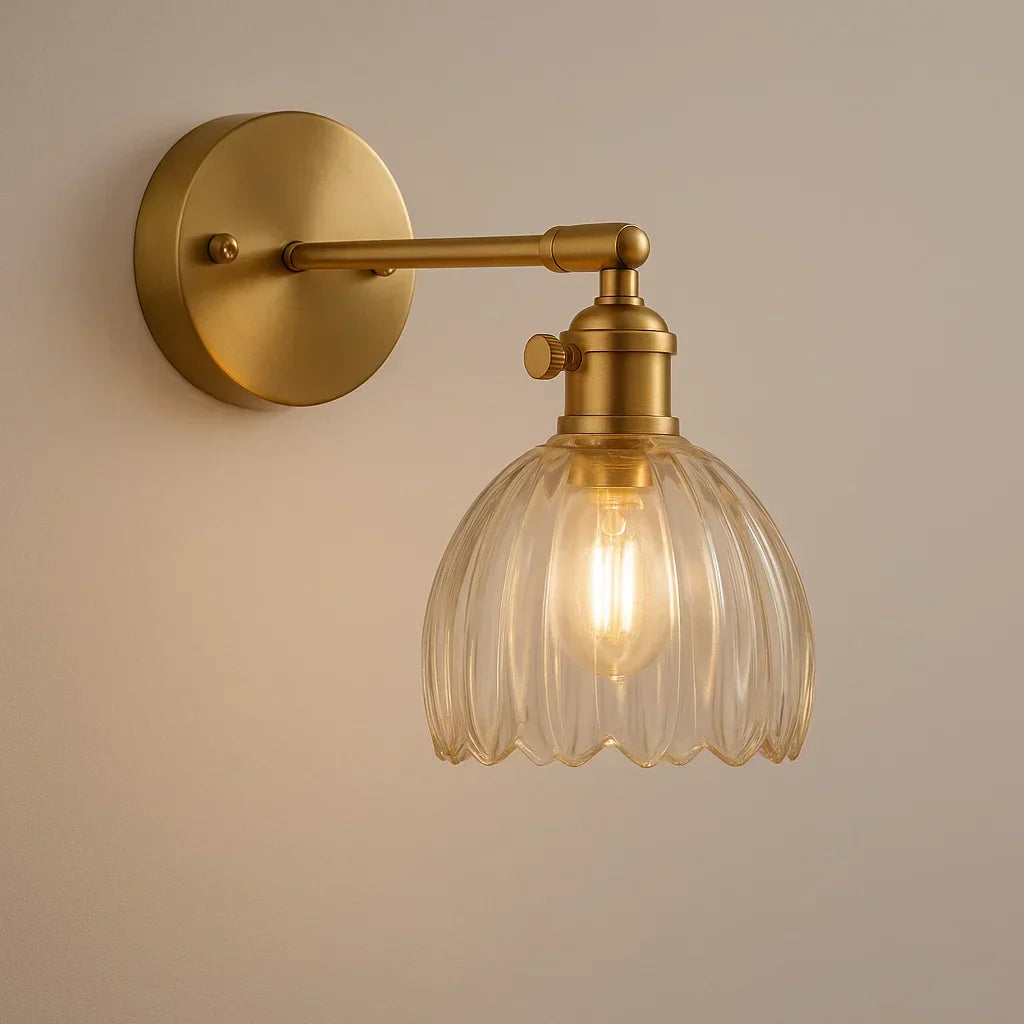 Tulip-Shaped Retro Wall Lamp – Vintage Accent Lighting