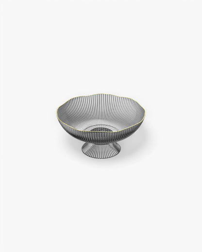 Stylish Fruit Bowl with Gold Detailing – Chic Design