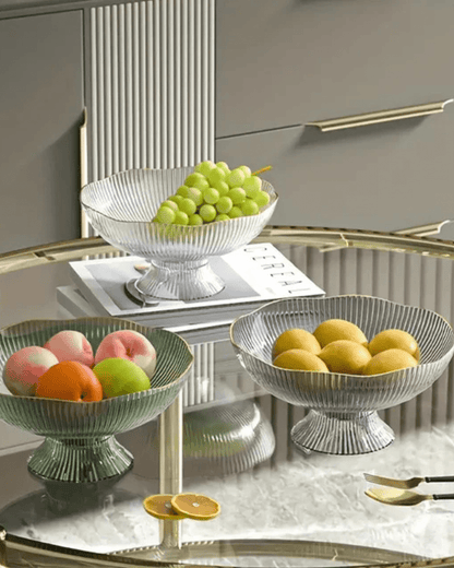 Stylish Fruit Bowl with Gold Detailing – Chic Design