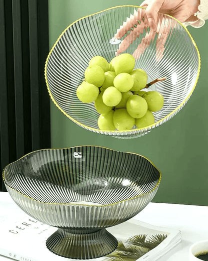 Stylish Fruit Bowl with Gold Detailing – Chic Design