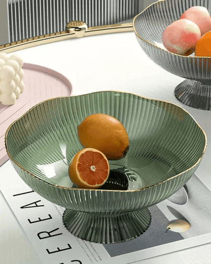 Stylish Fruit Bowl with Gold Detailing – Chic Design