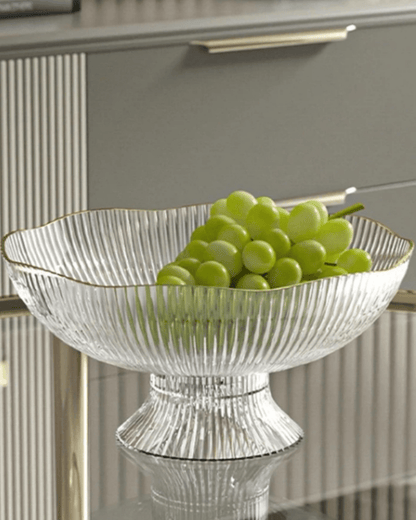 Stylish Fruit Bowl with Gold Detailing – Chic Design