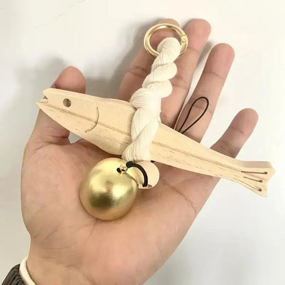 Lightweight Pine Wood Wand Fish Decoration – Space-Saving Ornament