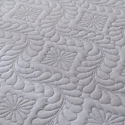 Waterproof Mattress Cover for Refreshing Sleep – Fitted Design