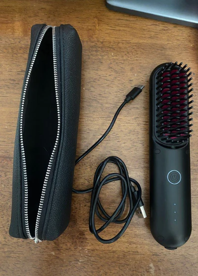 Smoothing Brush for Effortless Hair Styling