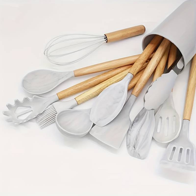 Set of 12 Kitchen Tools and Utensils