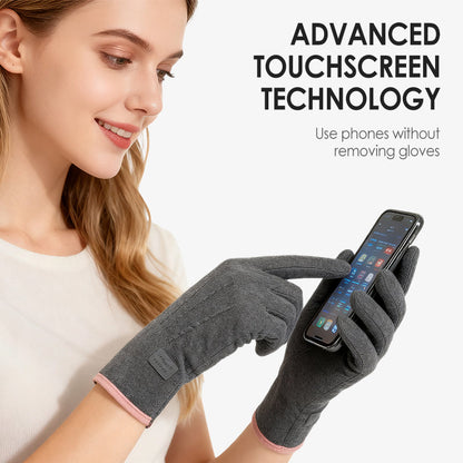 Stay Warm While Using Your Phone Without Removing Gloves