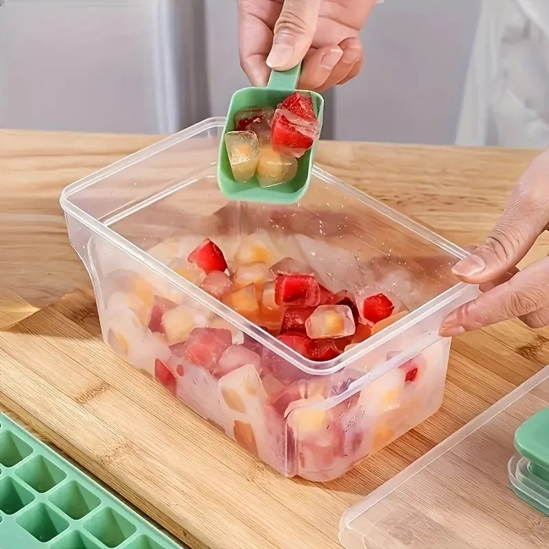 Ice Cube Tray with Lid and Container | 68 Ice Cubes | Pressure System | BPA-Free PP