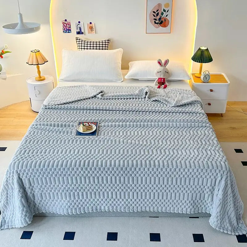 Cozy Fleece Blanket – Soft Milk Velour Throw for Sofa, Bed & Nursery