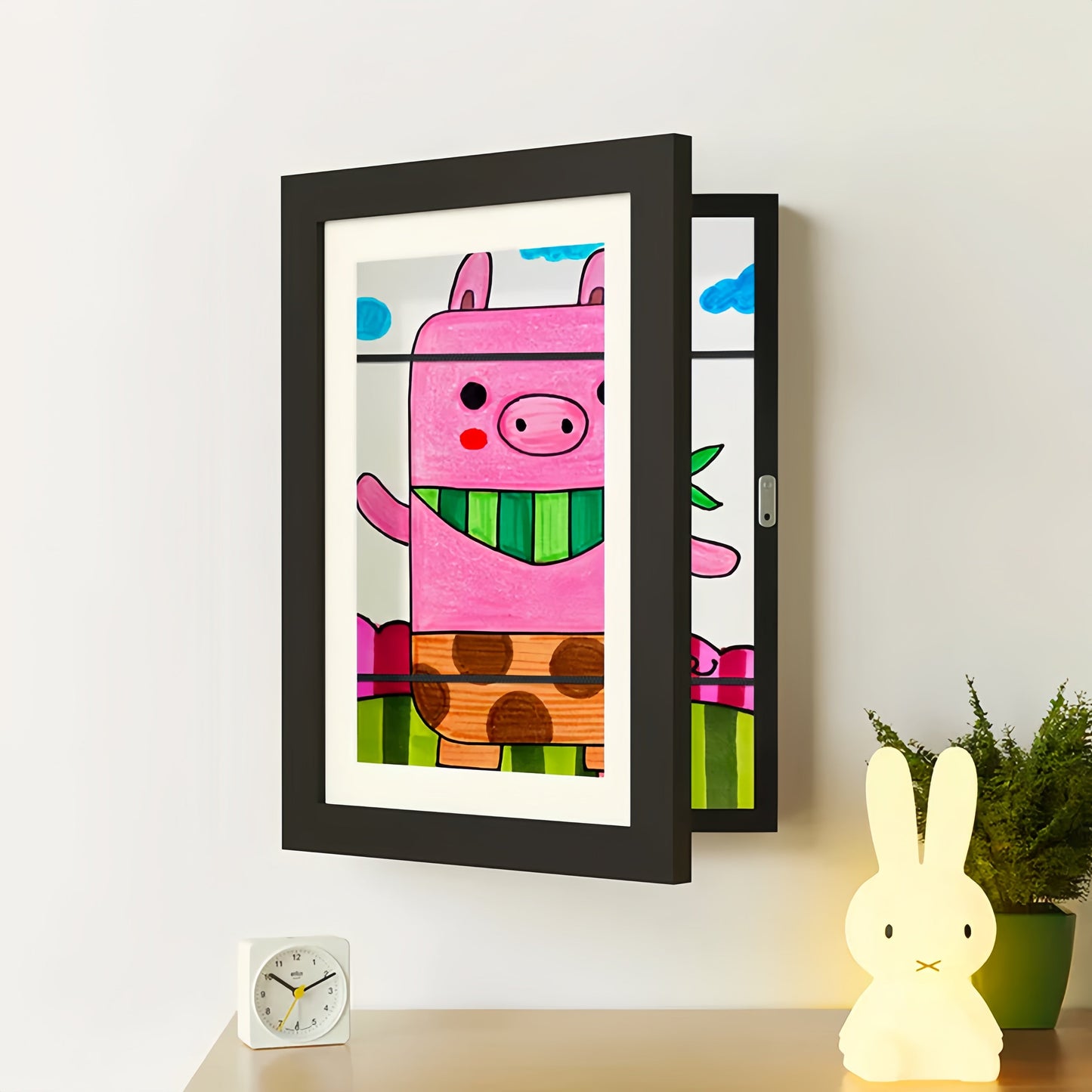 MemoryFrame™ – Cherish Every Masterpiece and Childhood Memory