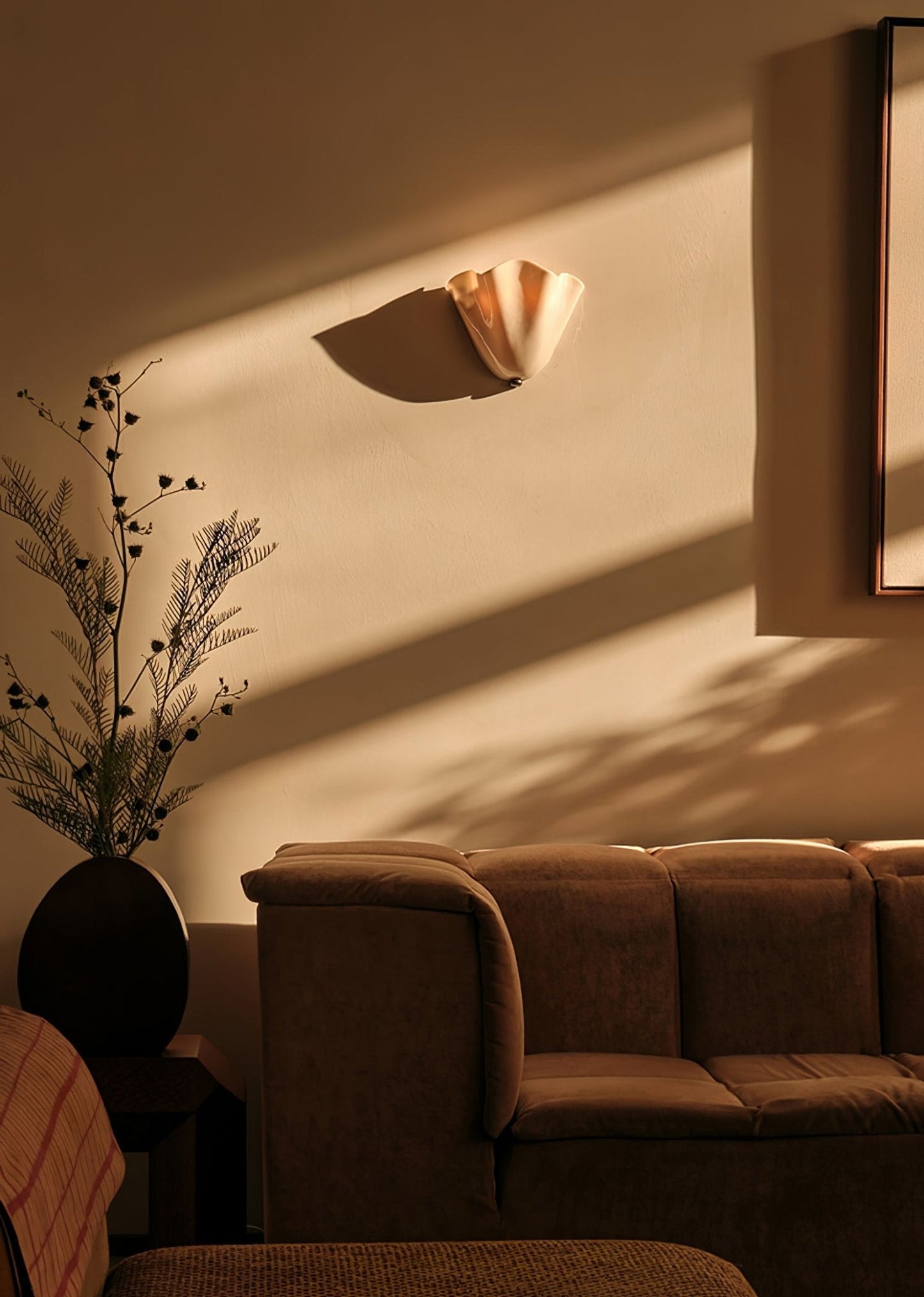Elegant Home Wall Lights with Petal Design