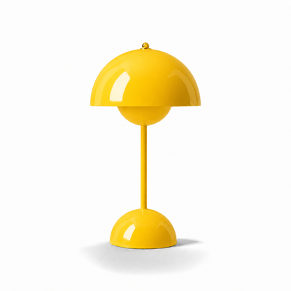 Dimmable Wireless Table Lamp in Scandinavian Design