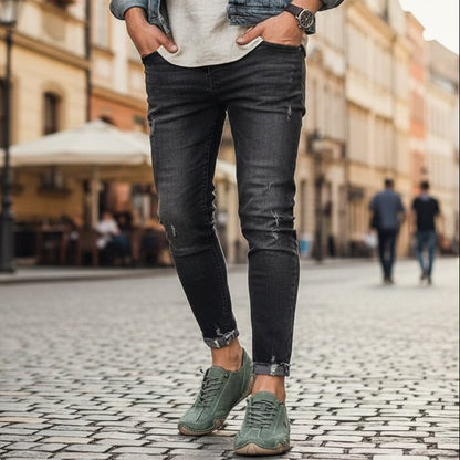 AquaStride Men’s Minimalist Waterproof Sneakers with Flexible Sole