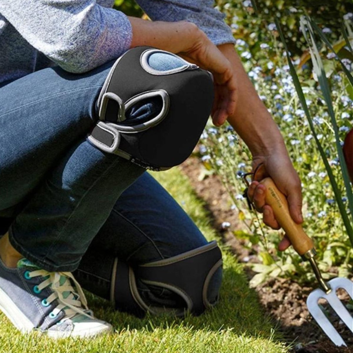 Comfortable Knee Pads for Extended Gardening without Discomfort