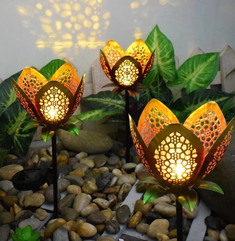Effortless Solar Lights for Stunning Gardens All Night Long