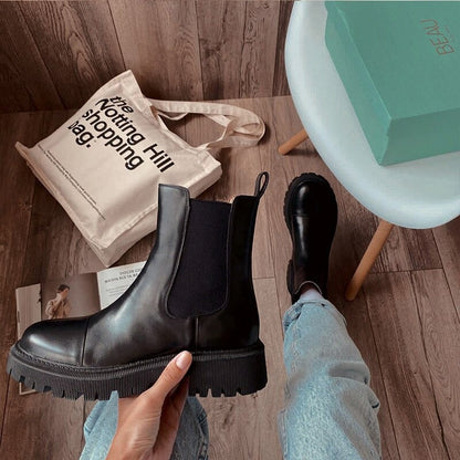 Handcrafted Women's Leather Ankle Boots – Luxurious Comfort