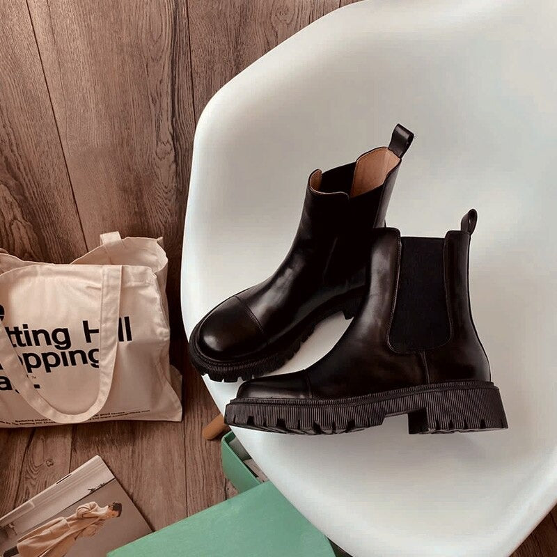 Handcrafted Women's Leather Ankle Boots – Luxurious Comfort