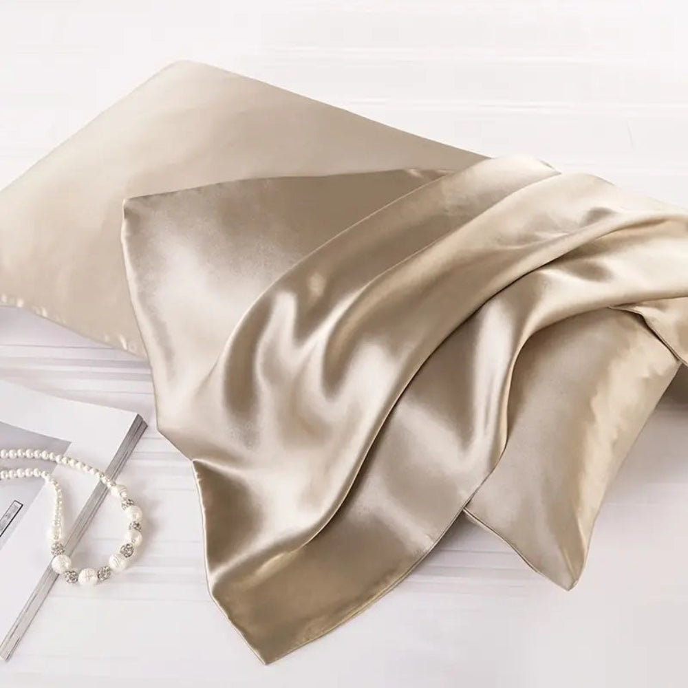 Revitalizing Silk Pillowcase Duo for Enhanced Beauty Sleep
