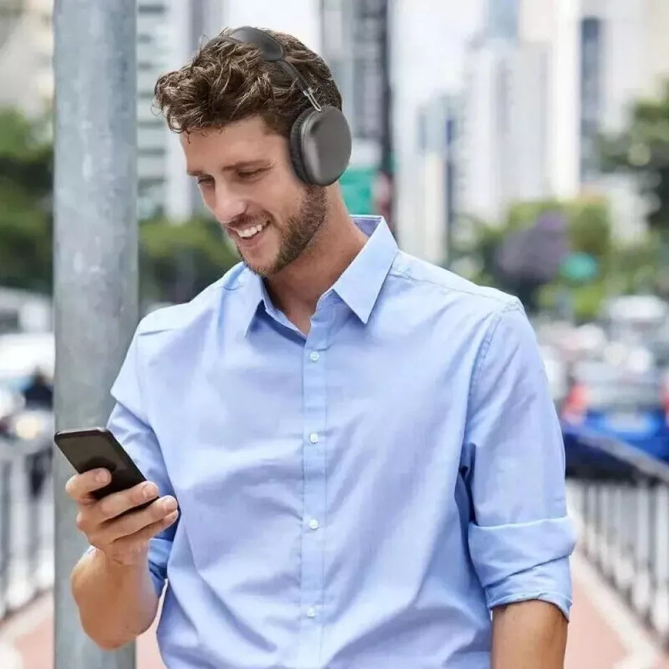 Bluetooth Headphones - Lightweight Design with Deep Bass and Clear Treble