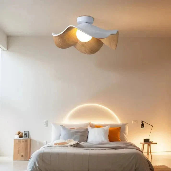 Scandinavian Wooden Pendant Light - Lotus Flower Style